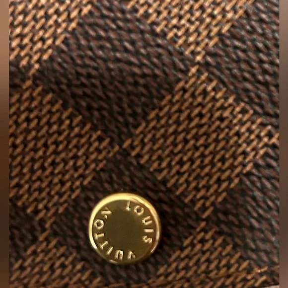 SOLD! ❌ Louis Vuitton Brown Damier Caissa Wallet With Pink Interior & Dust Bag - Picture 10 of 16